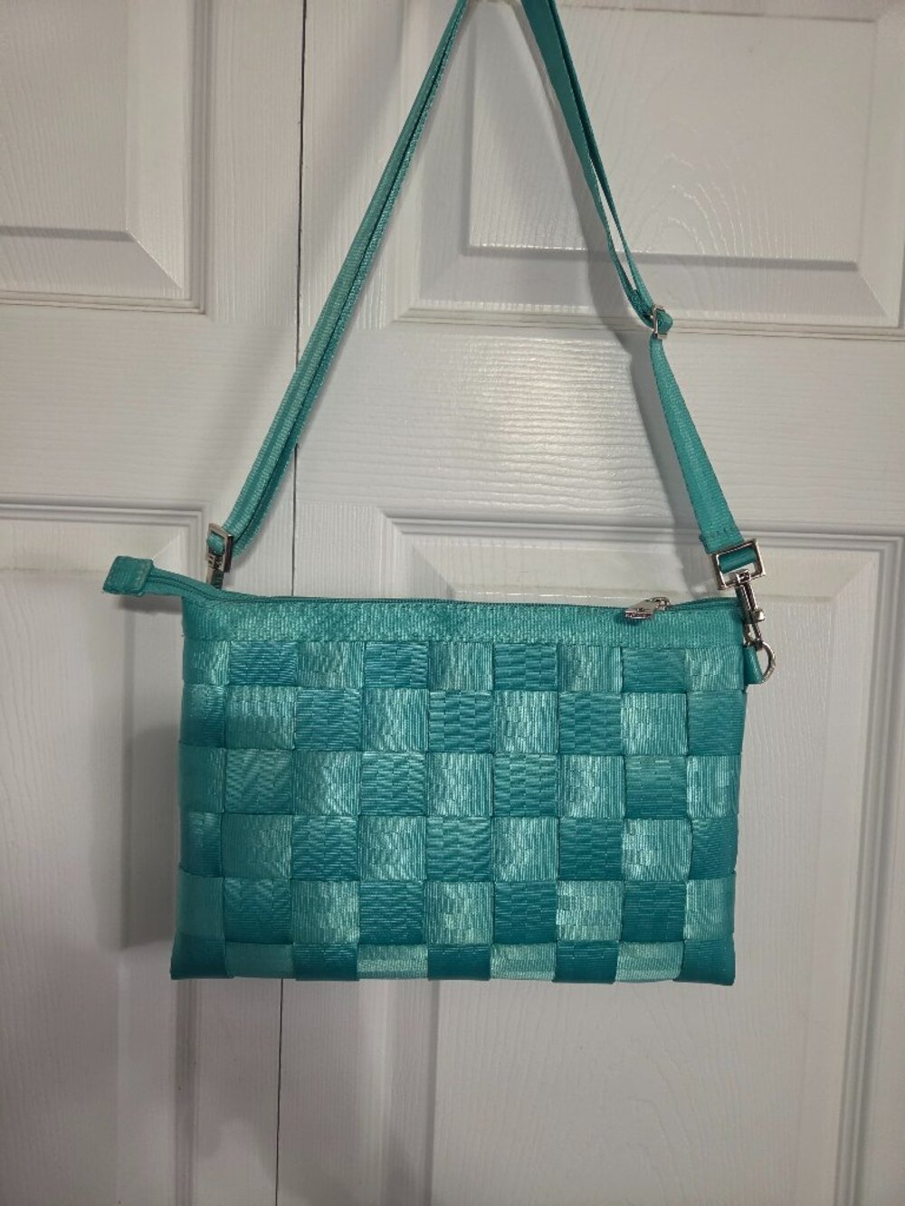 Harvels Large Turquoise Tech Pouch